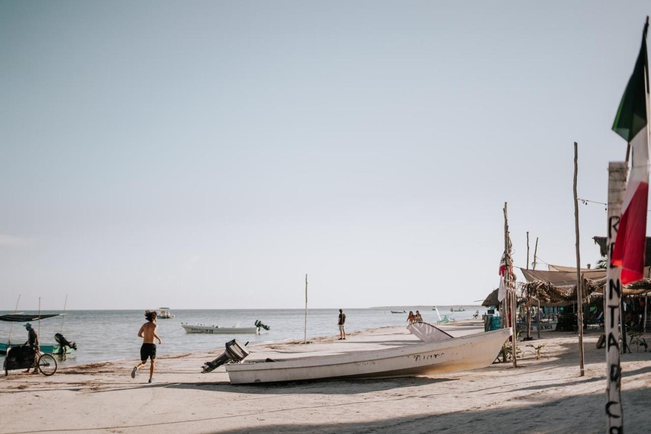 La Diosa Kali Beach Front Hotel Isla Holbox Exterior photo